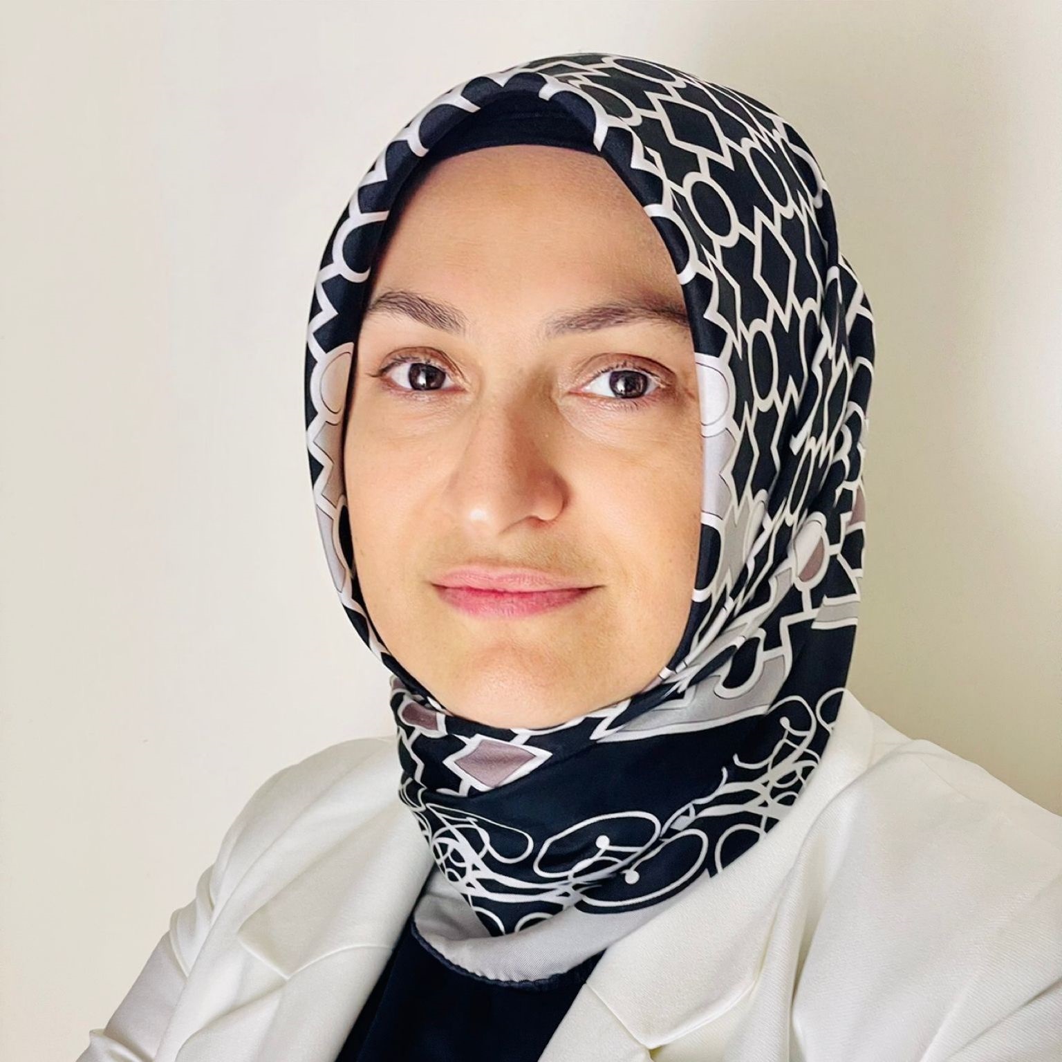 Ayşe Nur Menekşe Çalıkçı