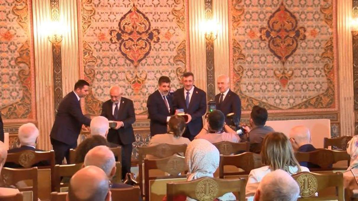 Cevdet Yılmaz: Maalesef dünyada adaletli bir ortam olduğunu ifade edemeyiz